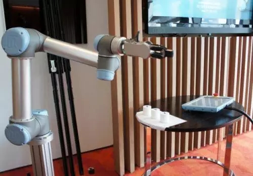 2017全球10大領先協作機器人盤點! 2017全球10大領先協作機器人盤點!